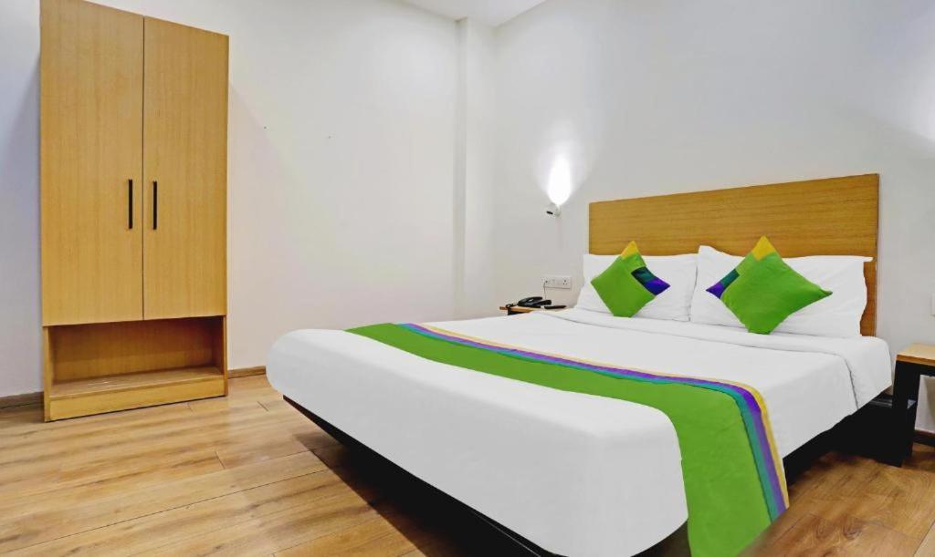 Hotel Orient Avenue Nagpur Buitenkant foto