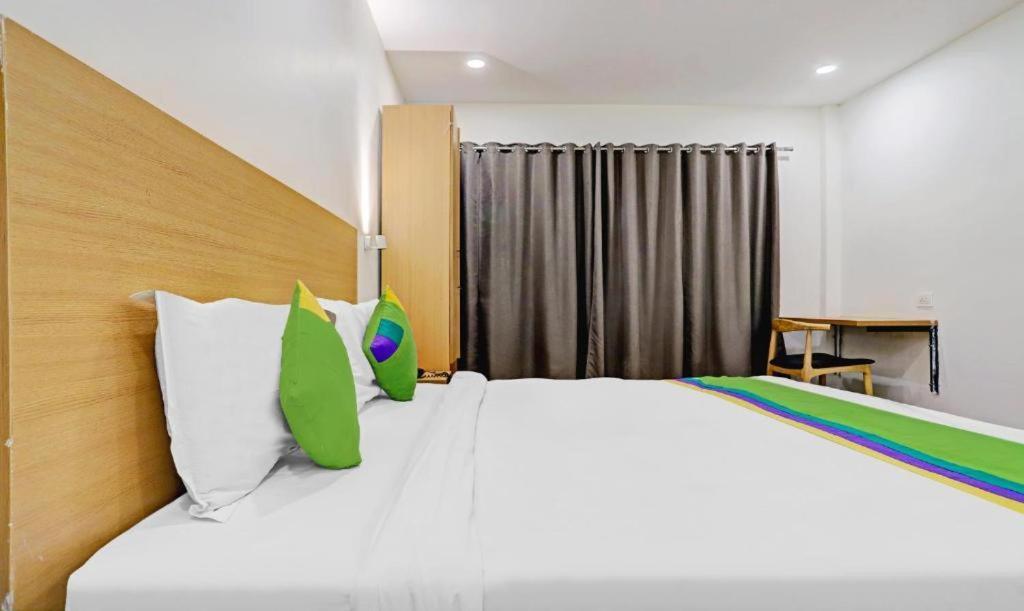 Hotel Orient Avenue Nagpur Buitenkant foto