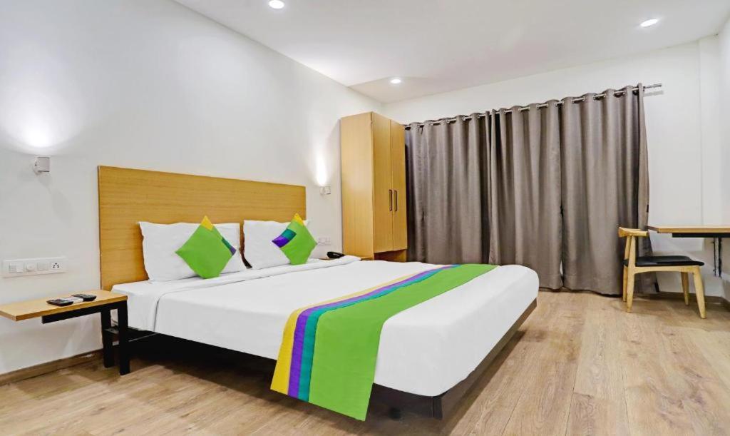 Hotel Orient Avenue Nagpur Buitenkant foto